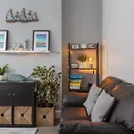 Coastal Escape Close To North Bay- Pet Friendly