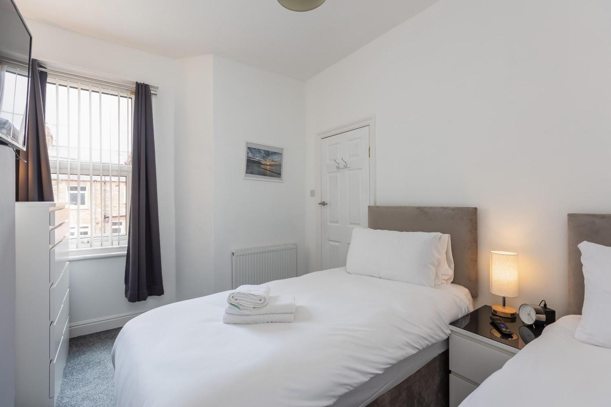 Coastal Escape Close To North Bay- Pet Friendly Holiday home